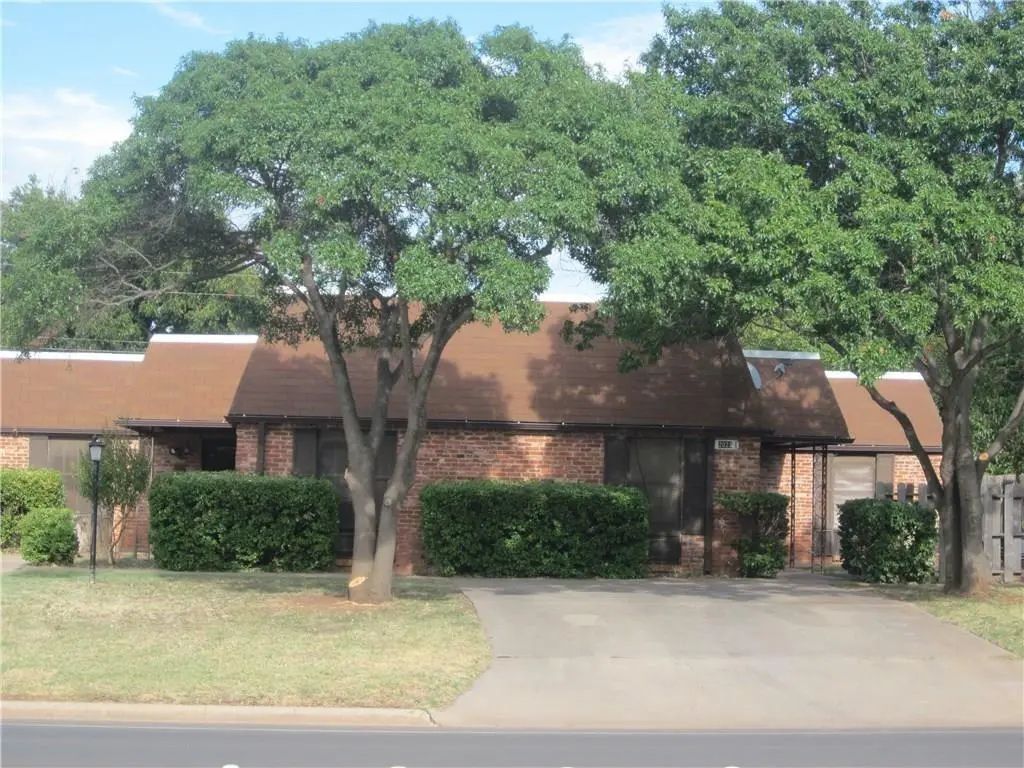 2023 N Willis Street, Abilene