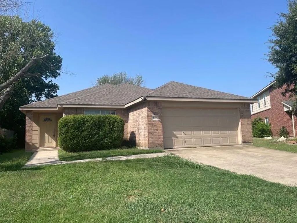 820 Eagle Drive, Saginaw