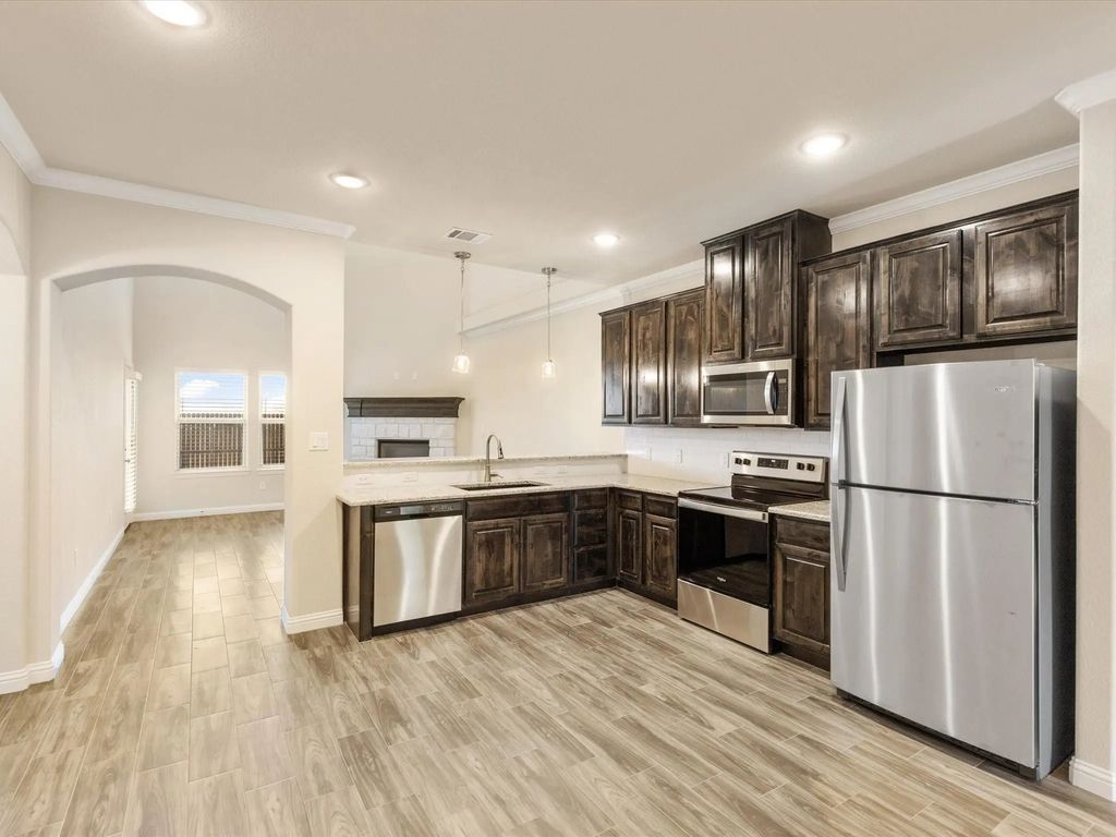 1124 Noble Flair Place, Granbury