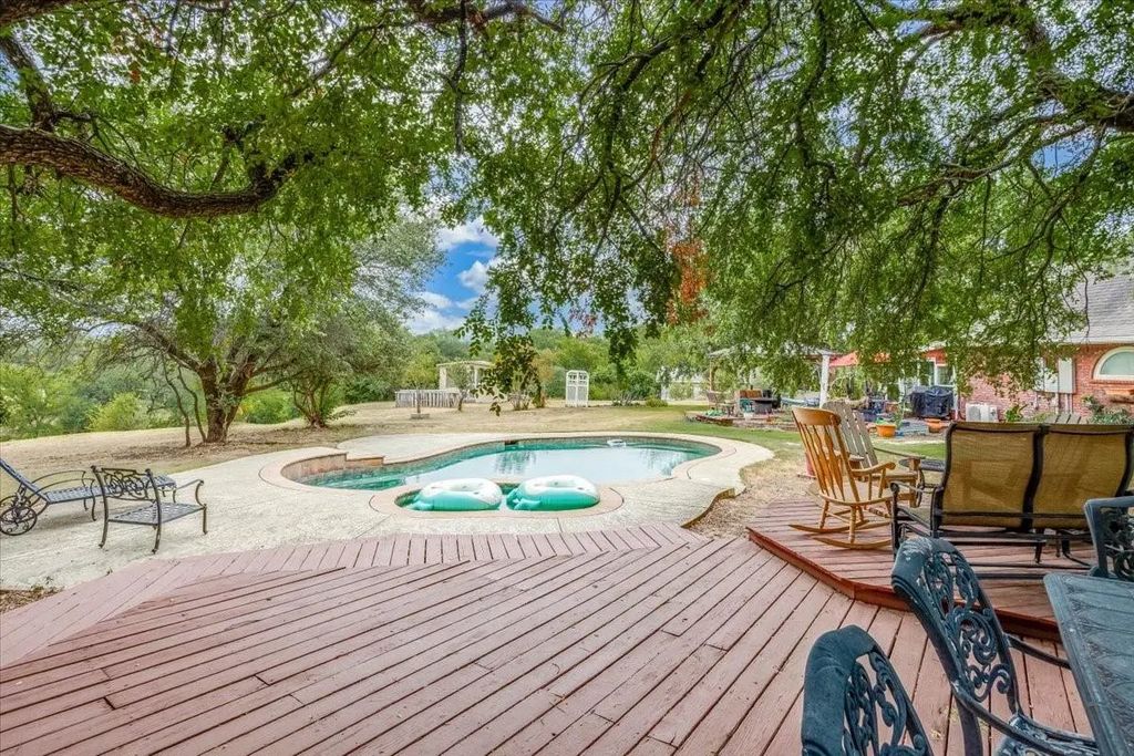 9500 Boat Club Road, Fort Worth
