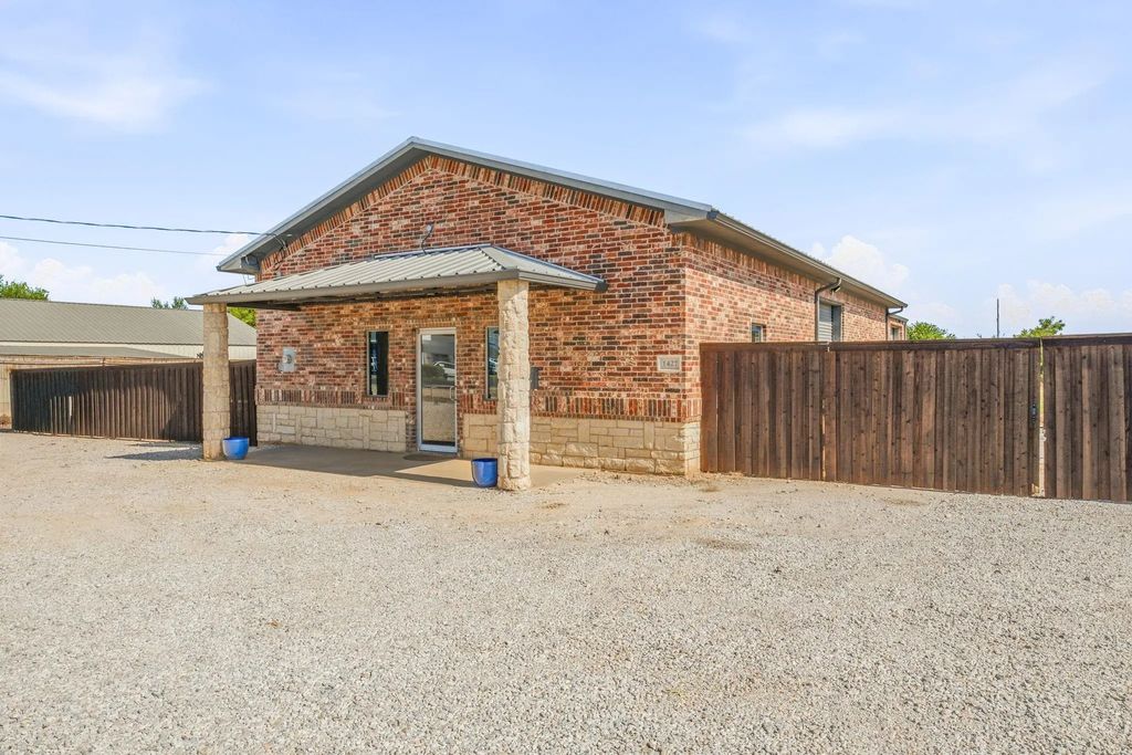 1427 380 Bypass, Graham
