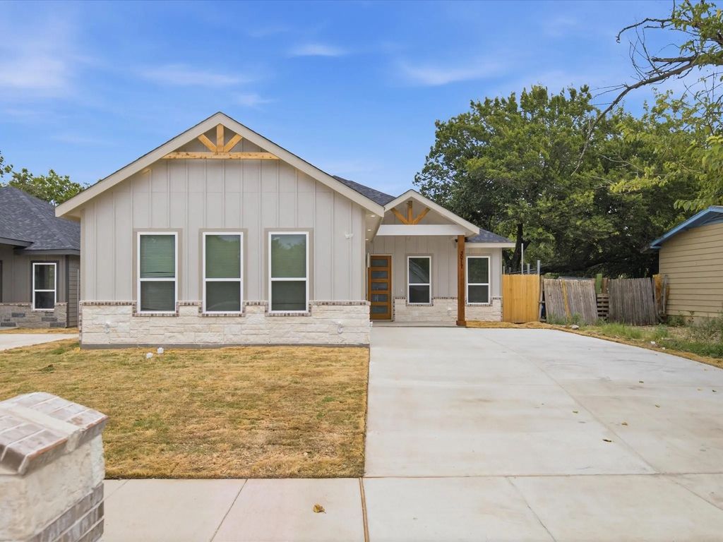 3017 Donalee Street, Fort Worth