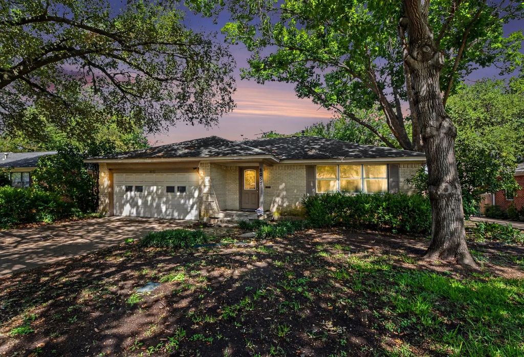 8057 Fall River Drive, Dallas
