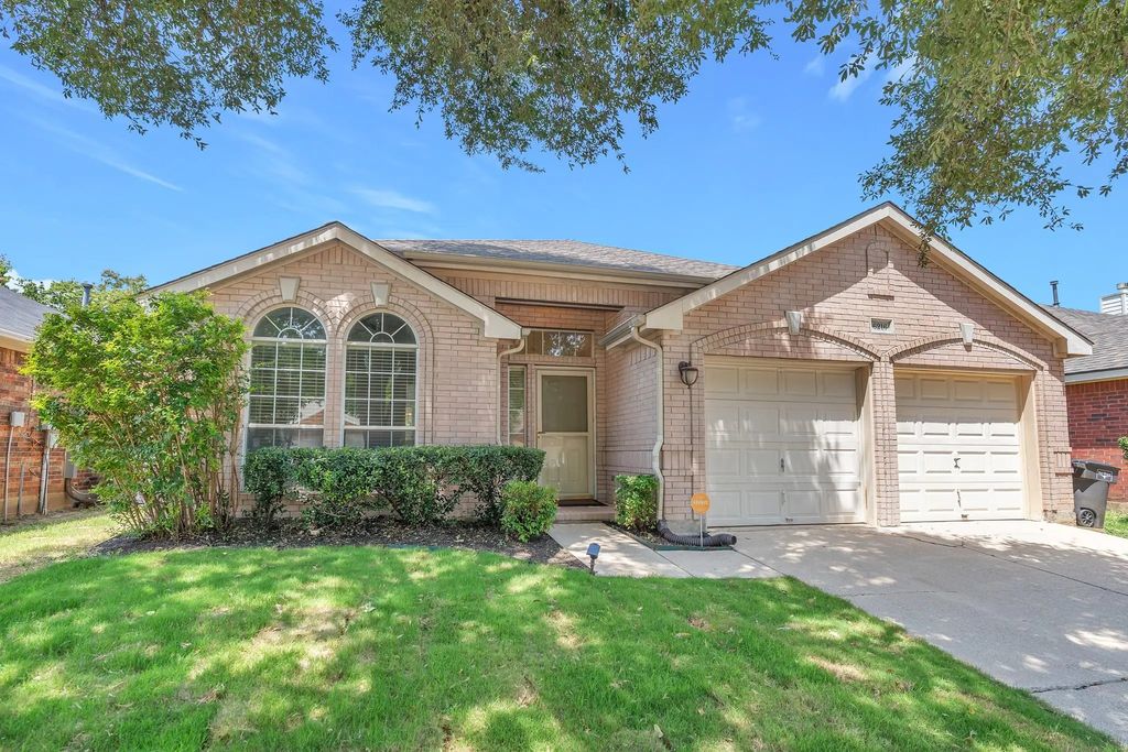 6216 Comfort Drive, Fort Worth