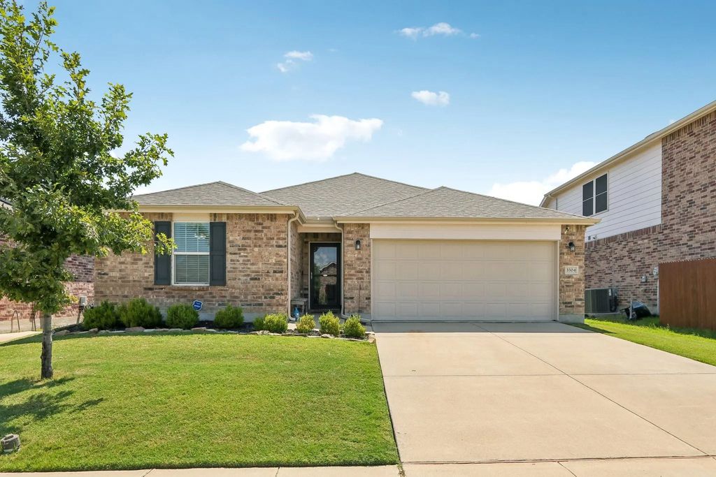 3304 Biggs Avenue, Aubrey