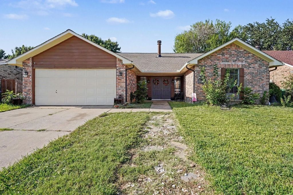 3916 Longmeadow Way, Fort Worth