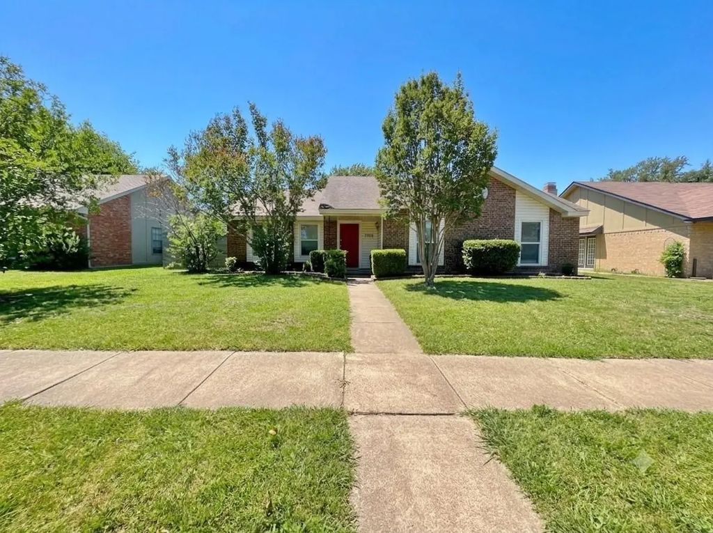 1308 Mistywood Lane, Allen