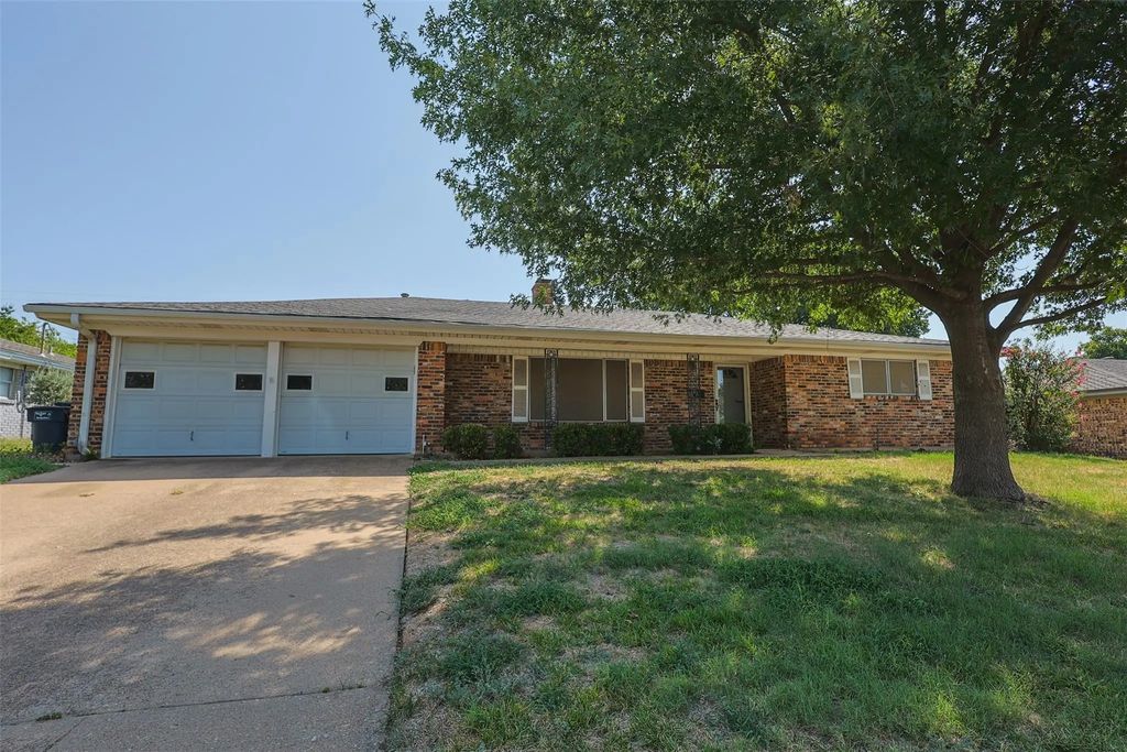 7601 Trimble Drive, Fort Worth