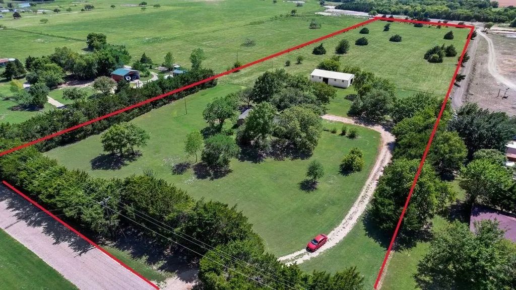824 Batchler Road, Red Oak