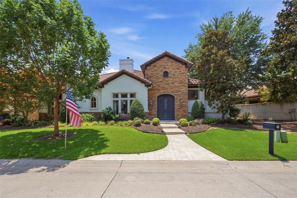 414 Wyndham Crest, Westworth Village
