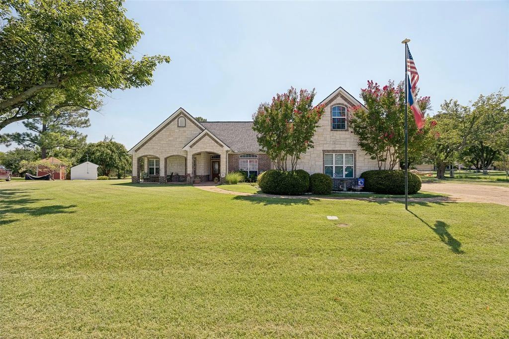 108 Texoma Terrace Road, Denison