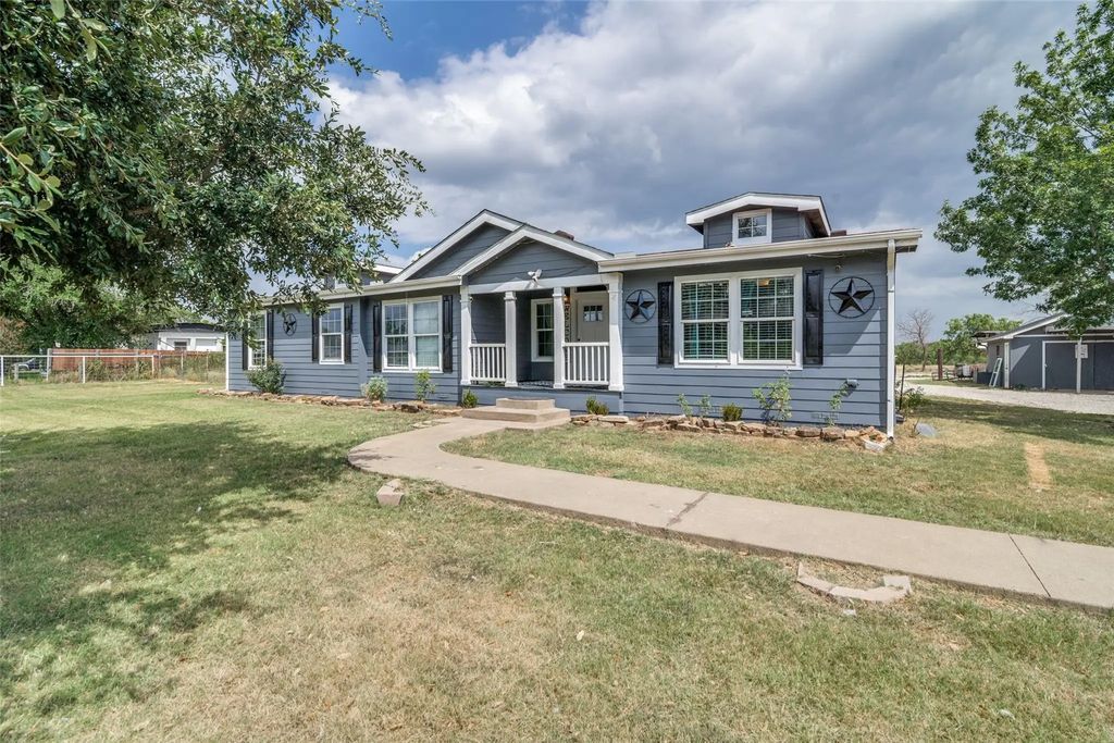 6036 Quail Court, Terrell