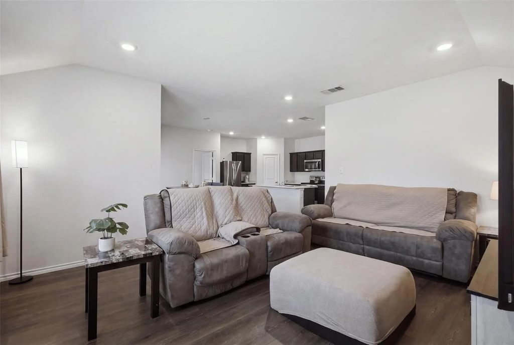 11328 Headwater Court, Providence Village