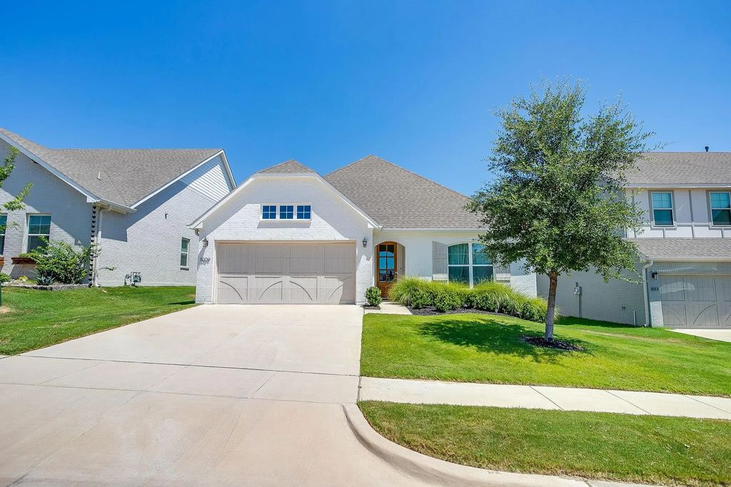 1009 Brown Valley Trail, Weatherford