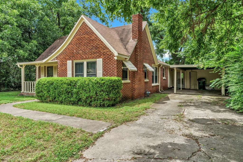 1404 E Tennie Street, Gainesville