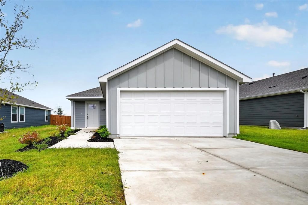 3022 Serenity Lane, Sherman