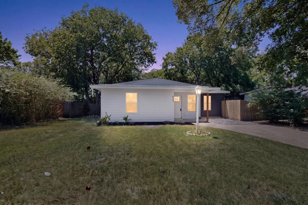 703 Jardin Drive, Mesquite