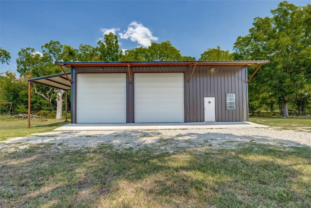 7186 State Highway 24, Commerce