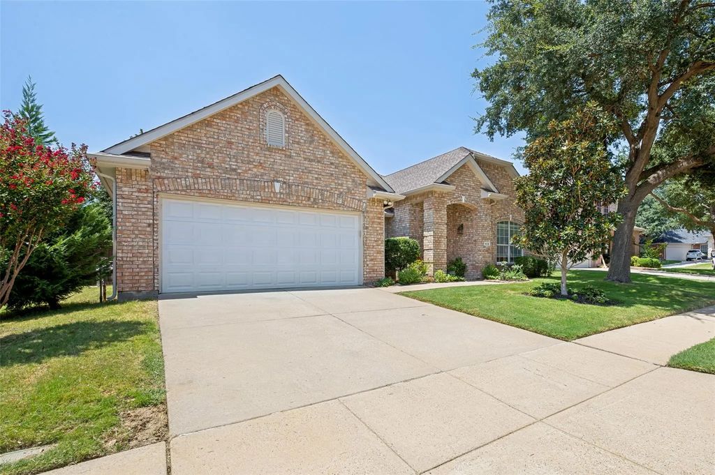 415 Patricia Lane, Highland Village
