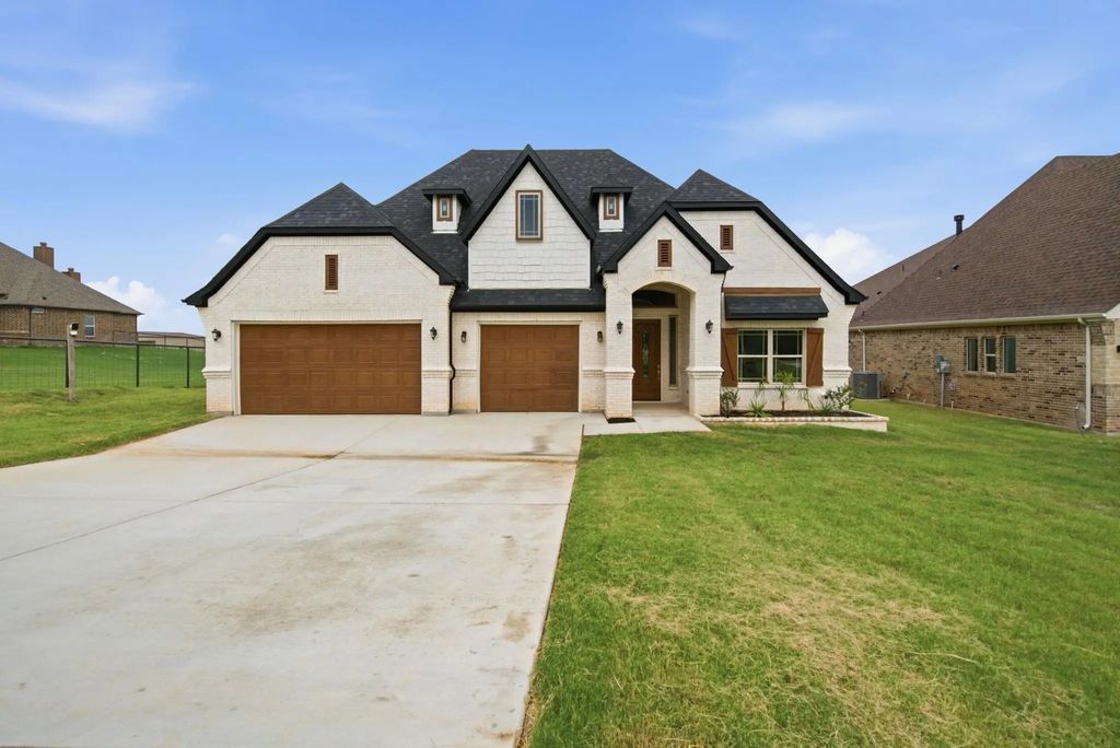 680 Jennings Lane, Azle