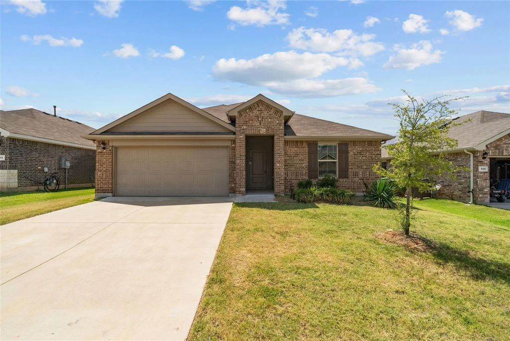 549 Bronze Circle E, Springtown