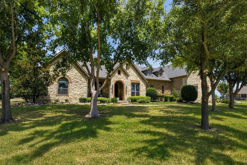 12 Granite Ridge Drive, McLendon Chisholm