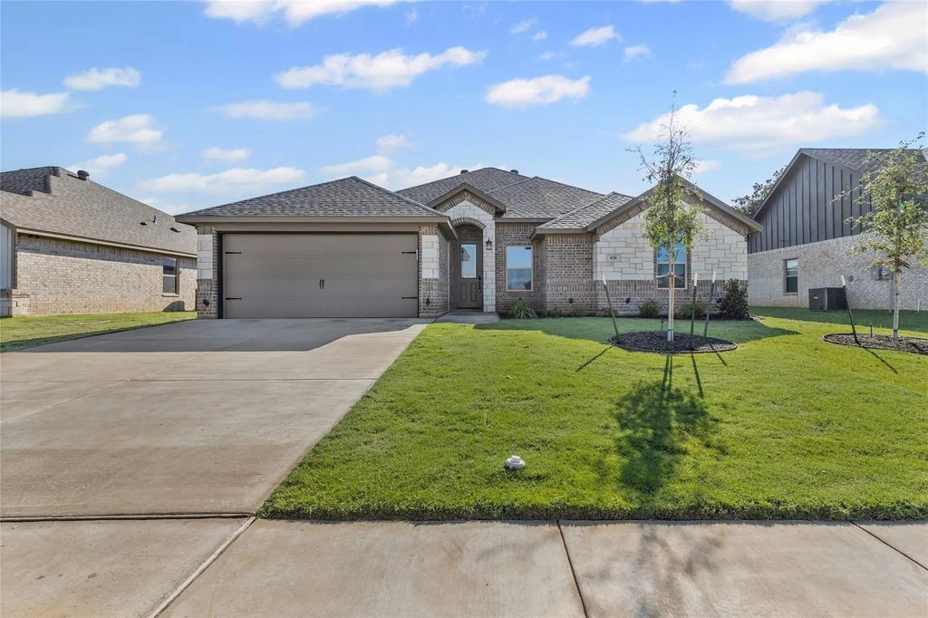 620 Jameson Street, Springtown