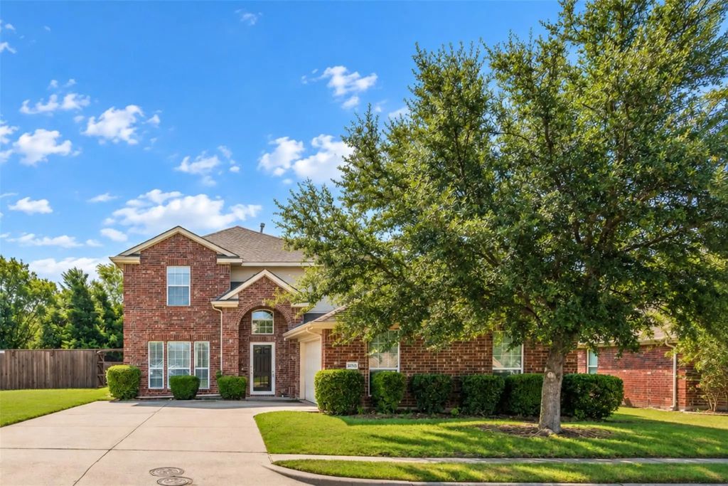 2030 Gleaner Drive, Rockwall