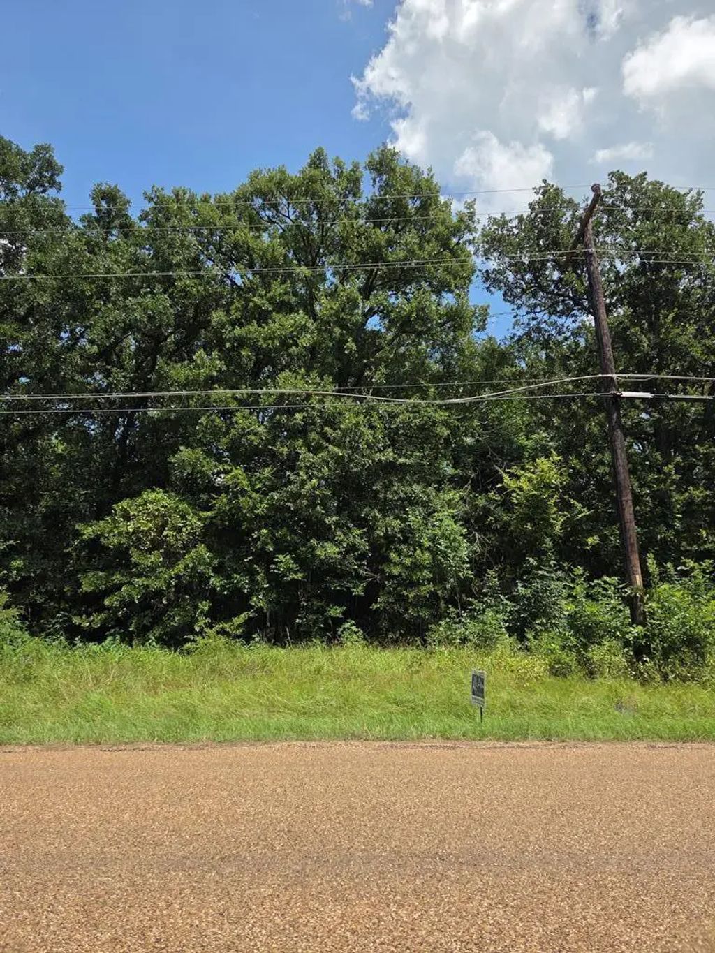 Double Bridge Road, Mabank