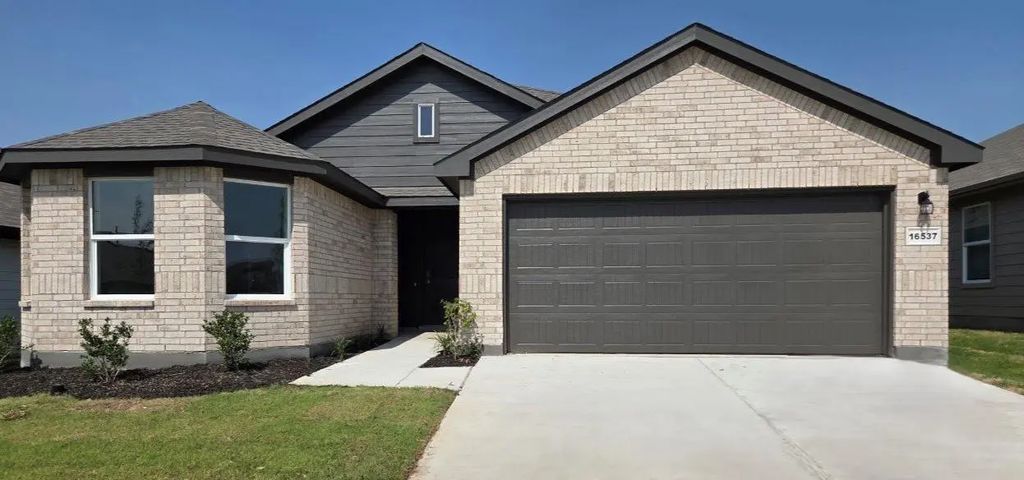 16537 Madrone Lane, Justin