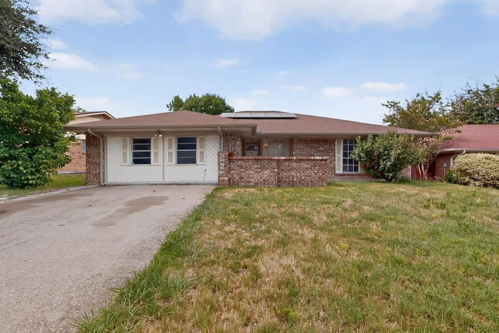 3612 Holly Springs Drive, Fort Worth