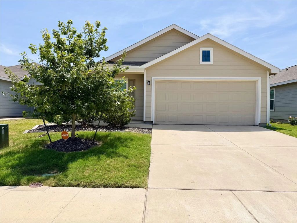 5903 Nyquist Way, Forney