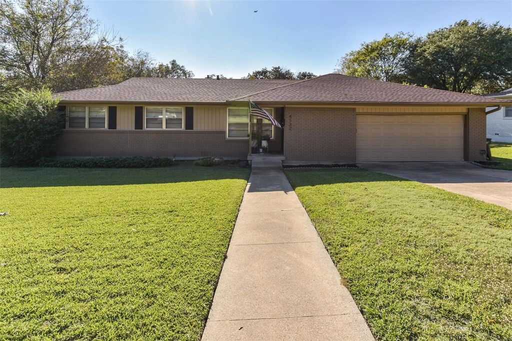 4132 Middlebrook Road, Fort Worth
