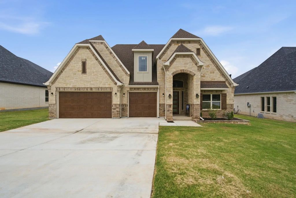 676 Jennings Lane, Azle