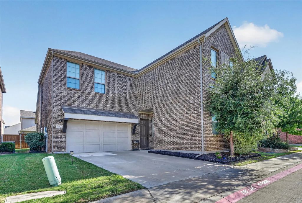 243 Woodson Street, Irving