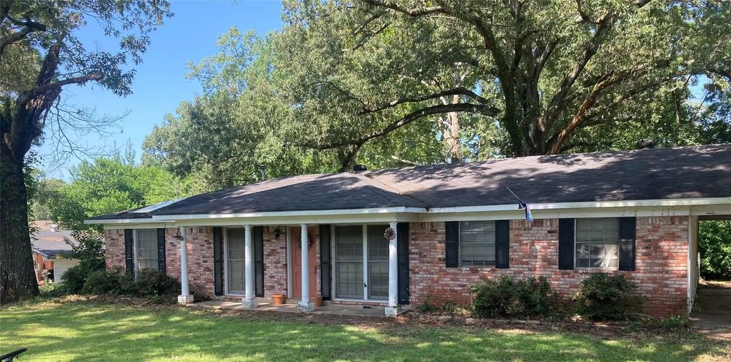 474 Irving Bluff Road, Shreveport