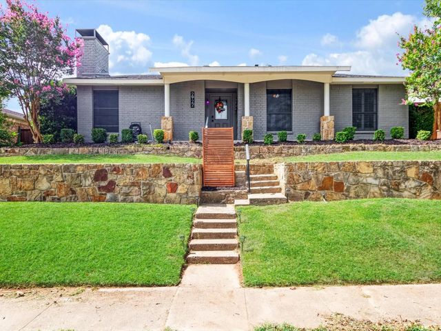 2922 Spring Brook Drive, Garland