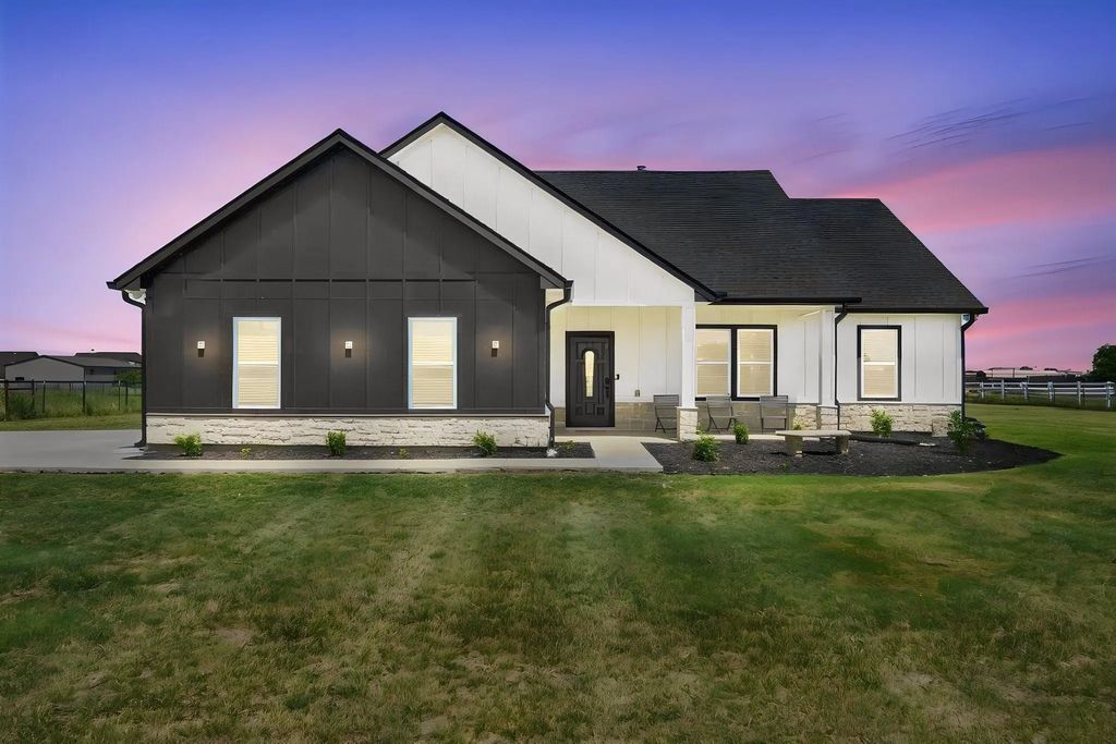 6020 Huckleberry Lane, Joshua