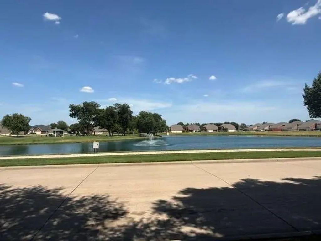 5417 Prairie Lane, Grand Prairie