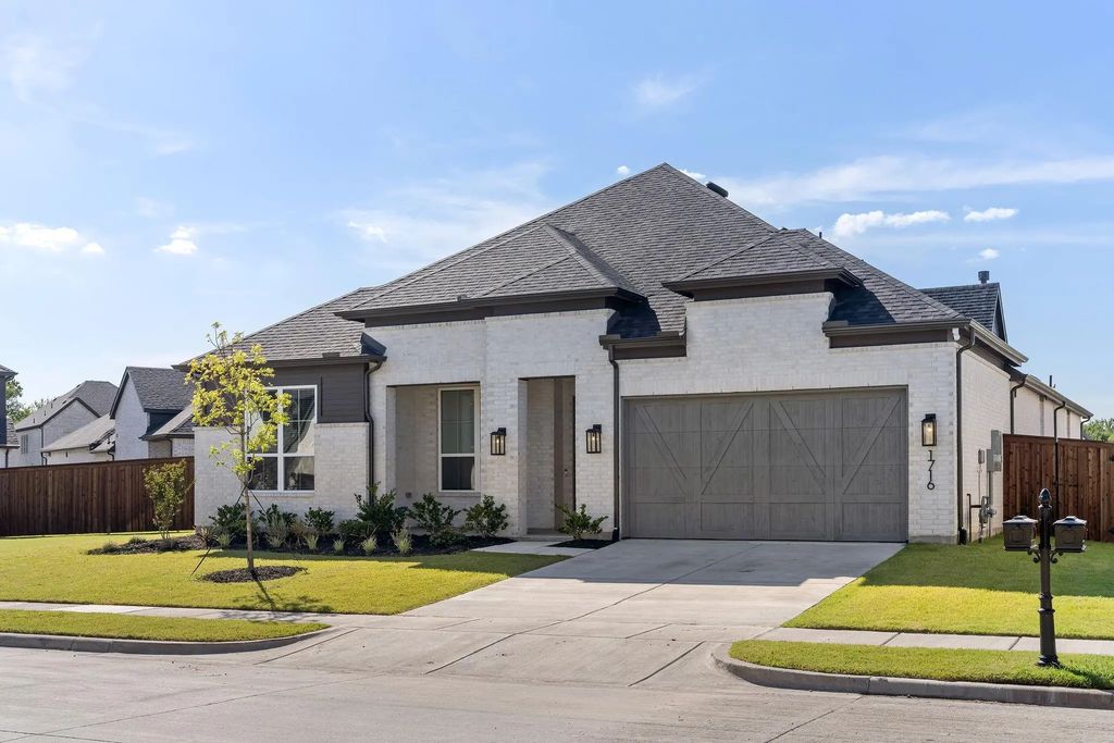 1716 Grenache Drive, McLendon Chisholm