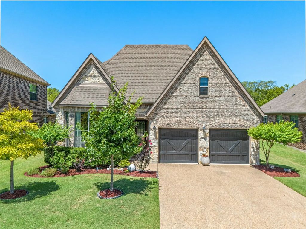 1557 Trowbridge Circle, Rockwall
