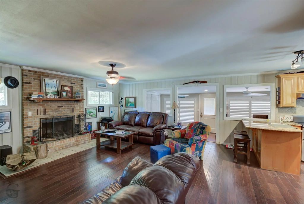 459 Dollie Moore Road, Ringgold