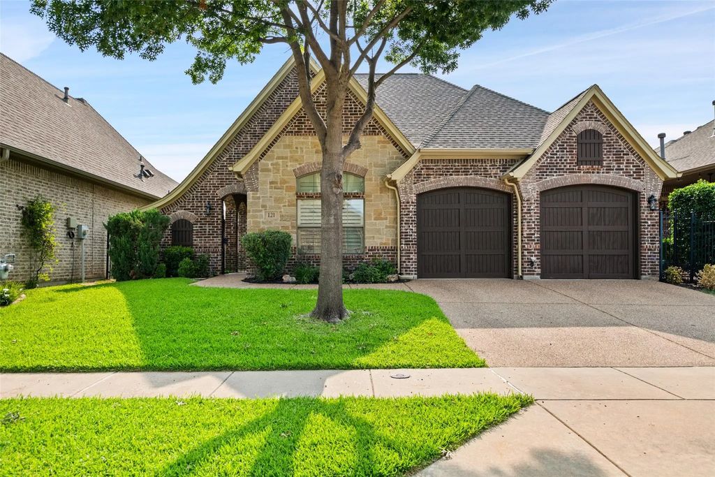 121 Montgomery Drive, Keller
