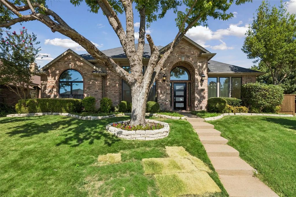 5713 Charleston Drive, Frisco