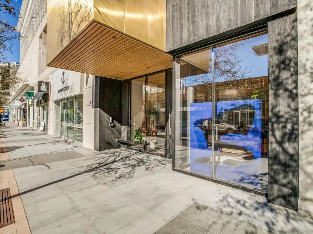 2408 Victory Park Lane 737, Dallas