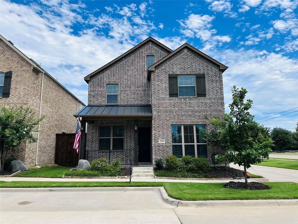 2200 7th Avenue, Flower Mound