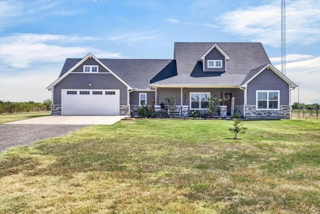 18244 County Road 4001, Mabank