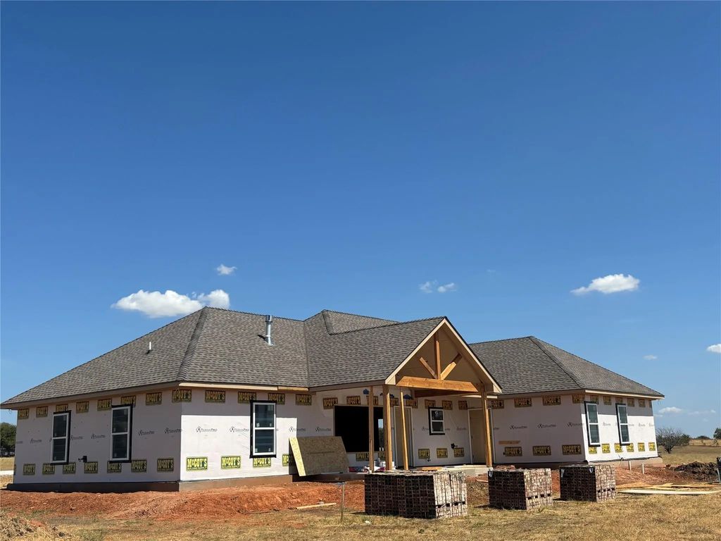 40 Grewing Drive, Muenster
