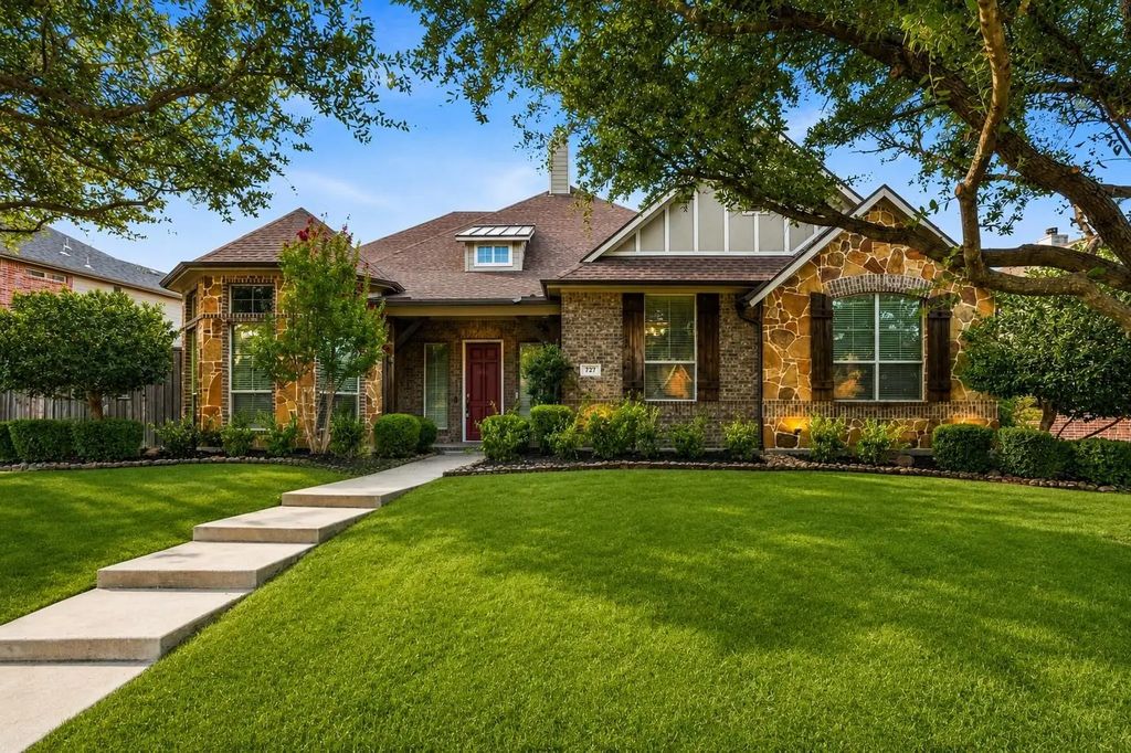 727 Fairfax Lane, Rockwall