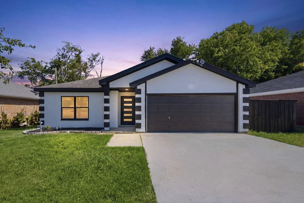 1720 N Bent Tree Trail, Grand Prairie